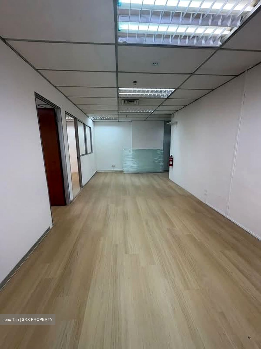 International Plaza (D2), Office #600482701